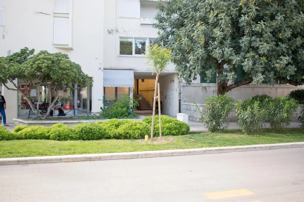 Apartment D&T Split 0*,  Croatia